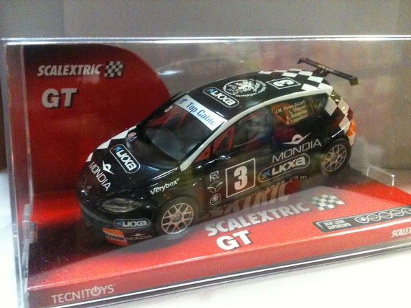 Slot Car Scx Scalextric 6331 Seat Leon #3 La Caixa Lkxa-image
