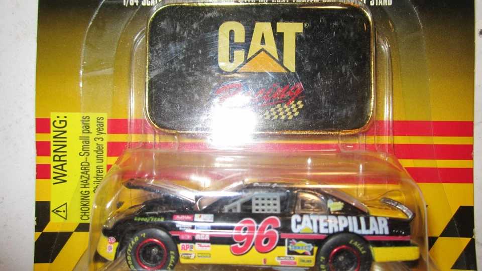 RACING CHAMPIONS 1997 EDIZIONE LIMITATA, #96 DAVID GREEN AUTO CATERPILLAR RACING - Immagine 2 di 3