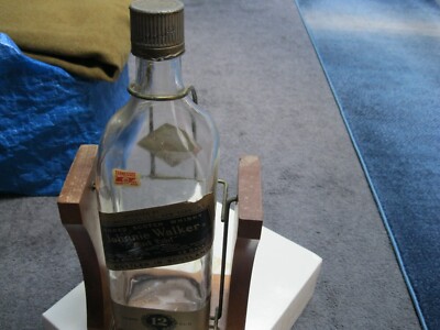 VINTAGE JOHNNIE WALKER BLACK LABEL WHISKEY BOTTLE & POURER & TENNESSEE TAX STAMP