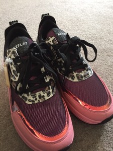 replay pink trainers
