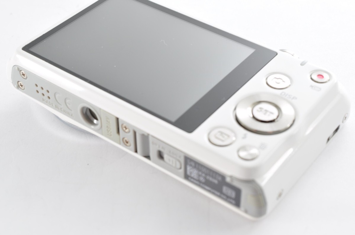 Casio Exilim EX-ZS26 Silver 16.1MP Digital Camera [Mint