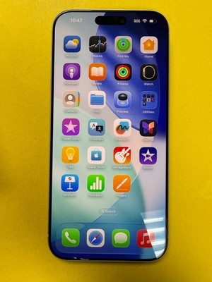 Apple iPhone 17 Pro Max - 256GB - Silver (T-Mobile) - Worn edges