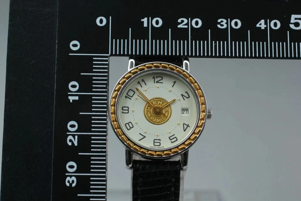 [Casi COMO NUEVO] HERMES SERIE 24mm esfera marfil oro/plata redondo cuarzo reloj para mujer Foto 4 de 4