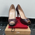 CHRISTIAN LOUBOUTIN VERY PRIVE BURGUNDY PYTHON BLACK PATENT PEEP TOE PUMPS SZ 39 — photo 5