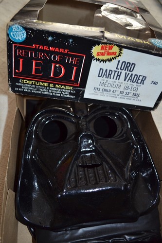 Ben Cooper 1977 STAR WARS - LORD DARTH VADER Return of the Jedi COSTUME & MASK - Picture 2 of 14