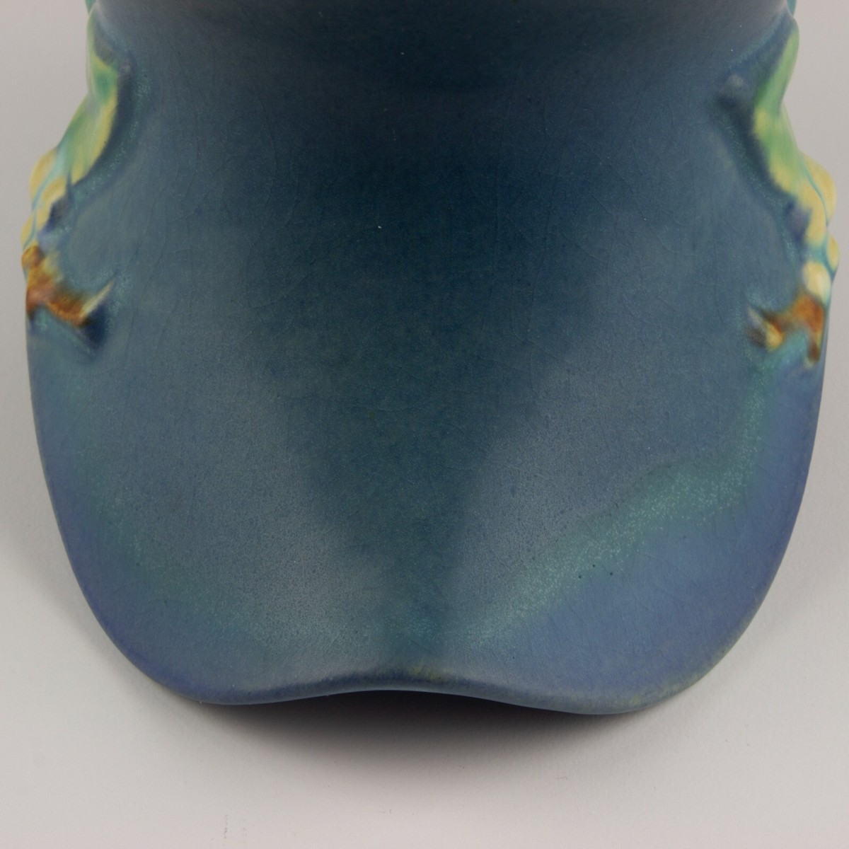 Roseville Vintage Pottery Snowberry Tankard/Pitcher, Shape 1TK-15