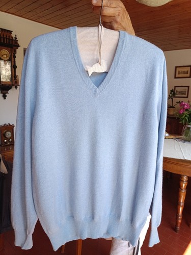Brunello Cucinelli Cashmere Classic Collo V - Foto 6 di 9