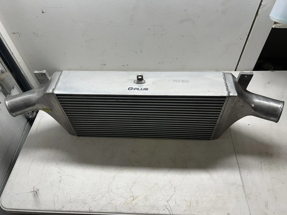 Intercooler de rendimiento de montaje frontal G-Plus para Subaru WRX STI Ej25 08-14 Core Foto 2 de 4