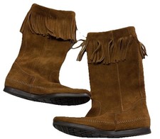 Minnetonka Fringe moccasins Boots Women's Size 6.5 Leather