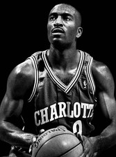 Hersey Hawkins Charlotte Hornets shoots the ball during a game 1993 Old Photo 1