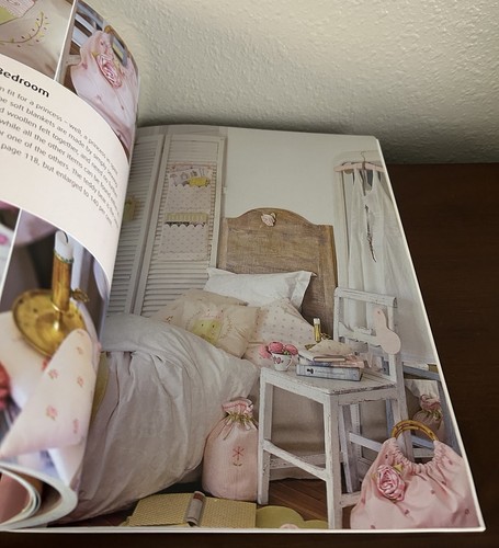 Sew Pretty Homestyle Paperback 35 Craft Projects Like New Condition - Picture 8 of 9