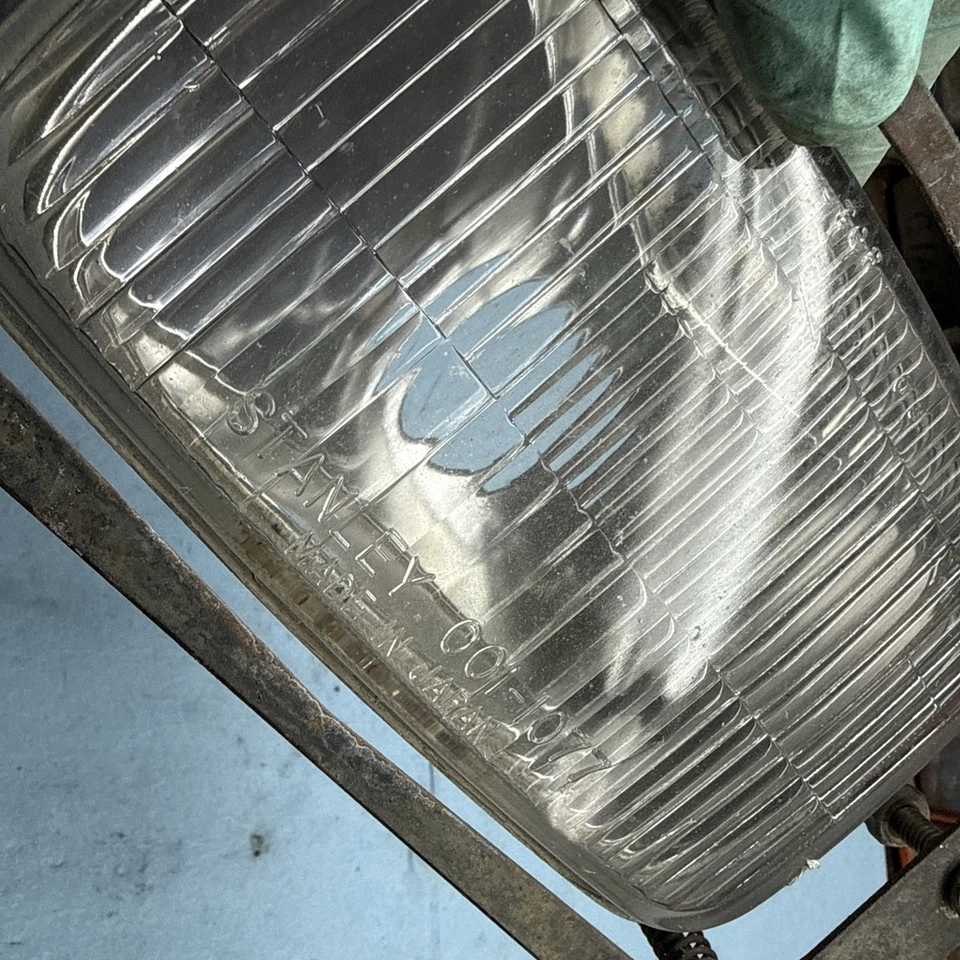 Faro y moldura vintage para moto de nieve Polaris Indy 400 años 80 Foto 2 de 4