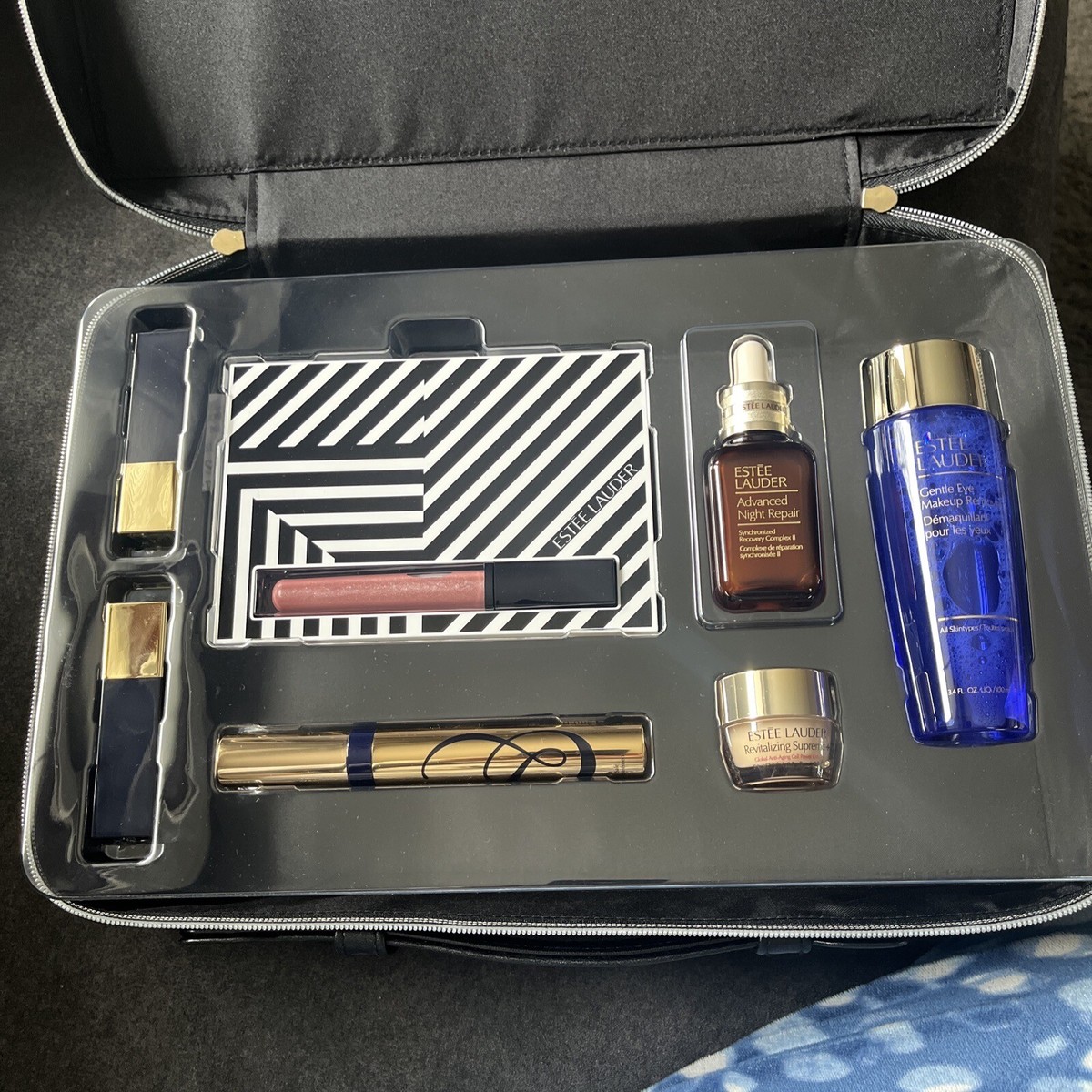 メイク道具・化粧小物 ESTEE LAUDER New Estee Lauder Holiday cosmetics Makeup bag train case 2016