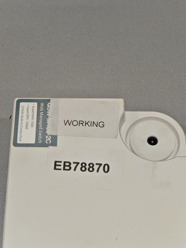 QNAP QSW-M408-2C Managed Switch, Working, No Accessories - Photo 8/8