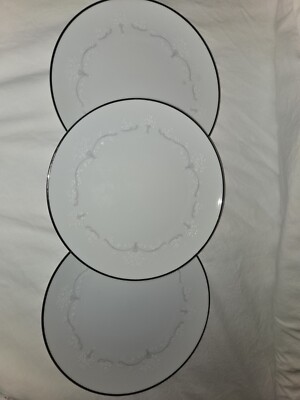 7 Noritake Japan 6441 Whitebrook 200484 -- 6-1/4'' Bread Cake Dessert Plates 6.25