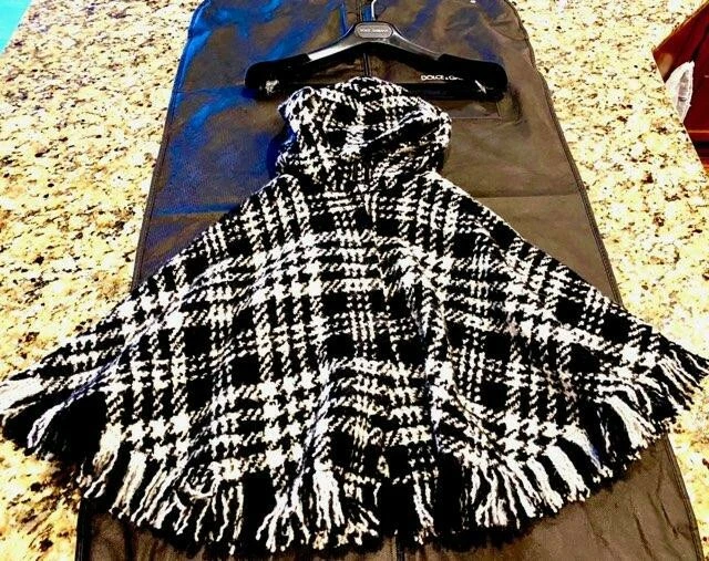 New Dolce & Gabbana Jr Kids Plaid Jacket Cape 1 2 3 4 5 6 7 8 Hood Coat One Size - Image 2 of 4