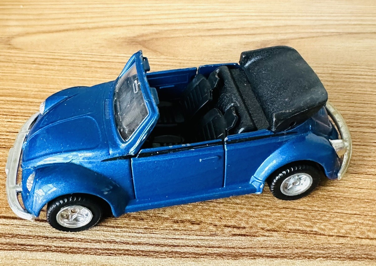 MINICHAMPS ミニチャンプス VW 1303 Cabriolet MINICHAMPS 1/43 Volkswagen 1303 Cabriolet Red 1972-80年