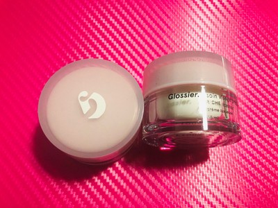 glossier face cream