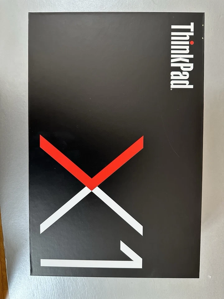 Lenovo ThinkPad X1 Carbon · i7-7500U · 8GB · 1TB, photo 2 of 5