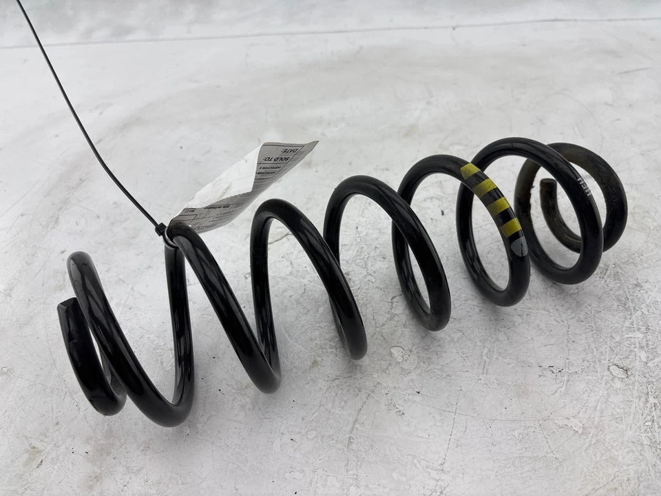 2015 - 2018 Audi Q3 Rear Right Or Left Suspension Coil Spring Oem - Image 4 of 4
