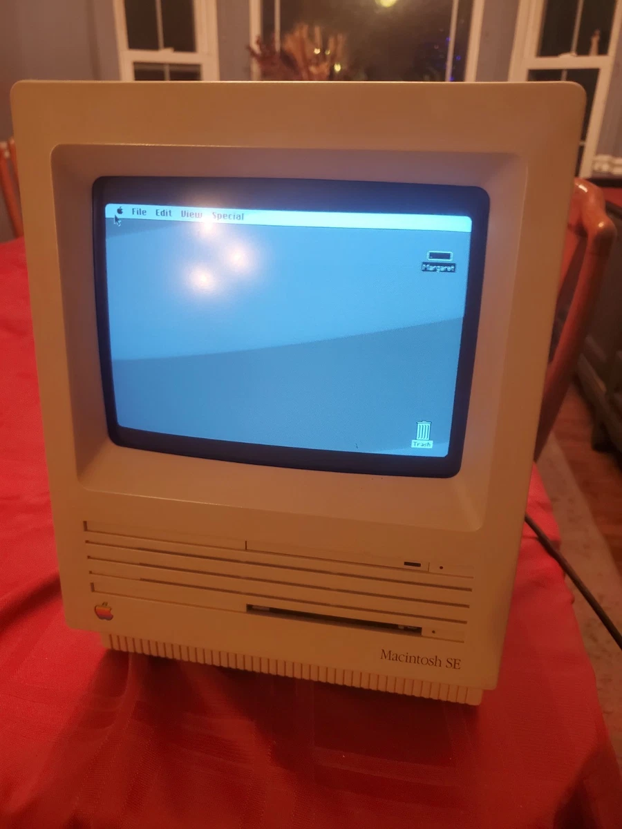 Apple Macintosh SE 本体[ジャンク品] APPLE: 1986 