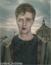 Luke Newberry In The Flesh Autographed Signed 8x10 Photo COA  C