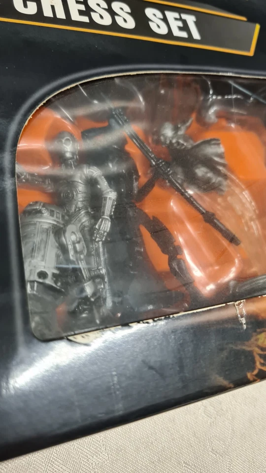 STAR WARS CHESS SET SAGA EDITION 2004 SEALED - Image 3 of 4