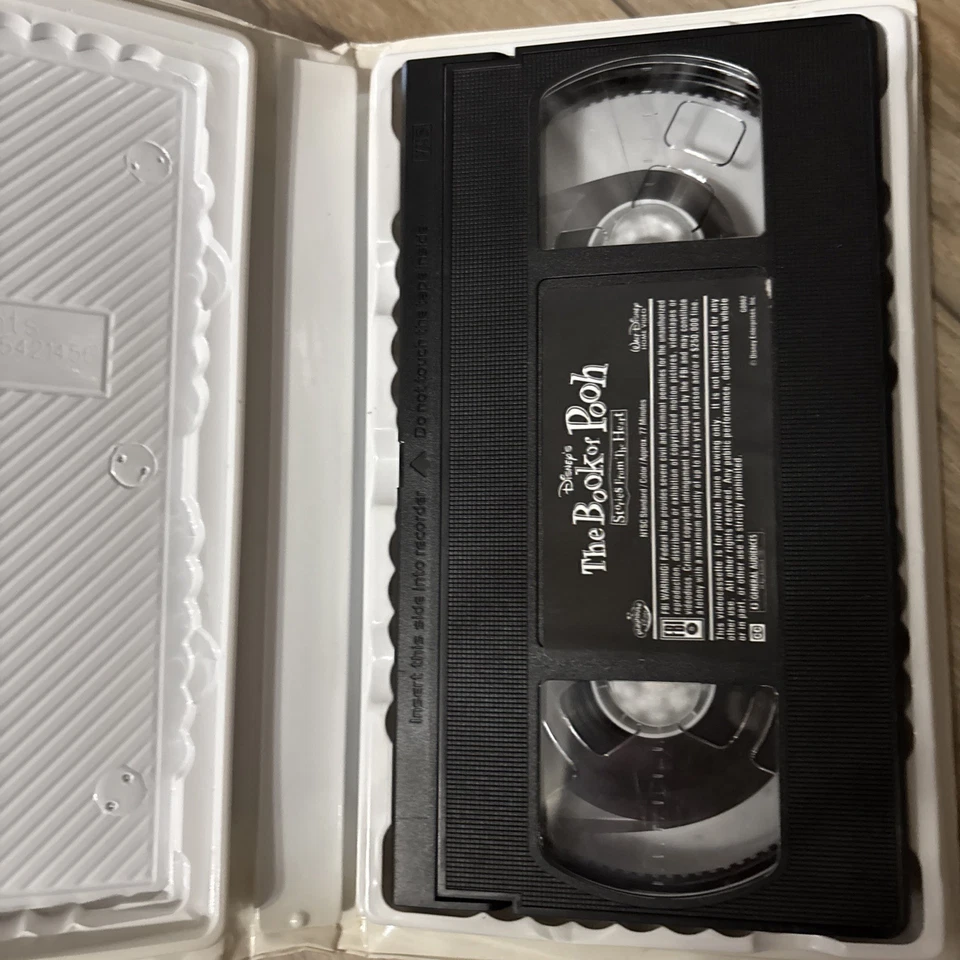 Disney VHS: The Book Of Pooh Movie Video Tape Disney Winnie The Pooh Clamshell Foto 3 de 3