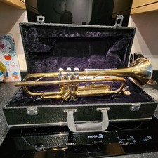 Brass Trumpet - Standard Bb - Case & Mouthpiece - Used Instrument