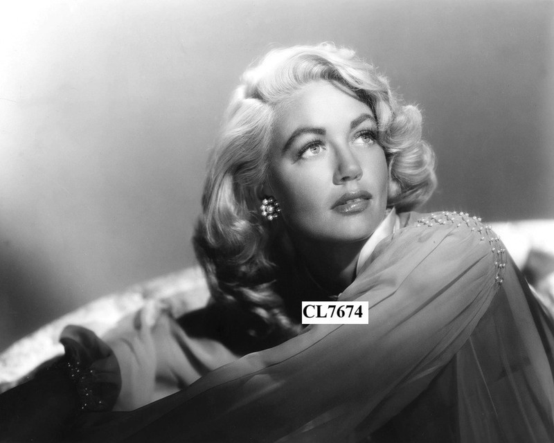 Dorothy Malone in a Publicity Portrait for Movie 'The Tarnished Angels' Photo