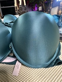 victoria secret bra.   Extra Padding
