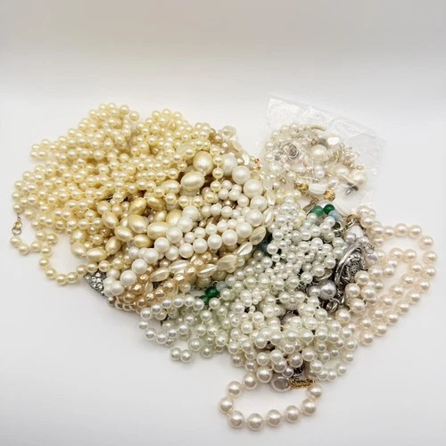 VINTAGE TO NOW FAUX PEARL BEAD FASHION/COSTUME JEWELRY NECKLACE EARRING LOT