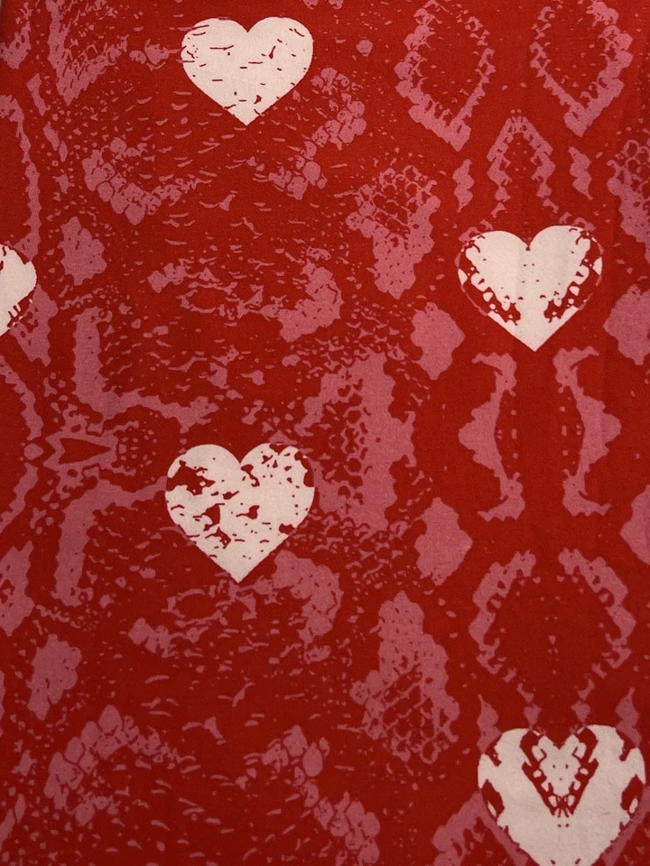 LuLaRoe Leggings TC2 Tall Curvy 2 Rare RED SNAKESKIN Wild Animal VALENTINE Heart - Image 2 of 4