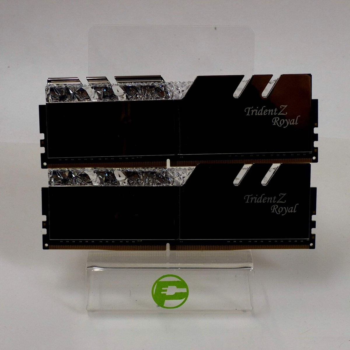 G.Skill Trident Z Royal Series 32GB (2x16GB) RAM DDR4 4000MHz F4