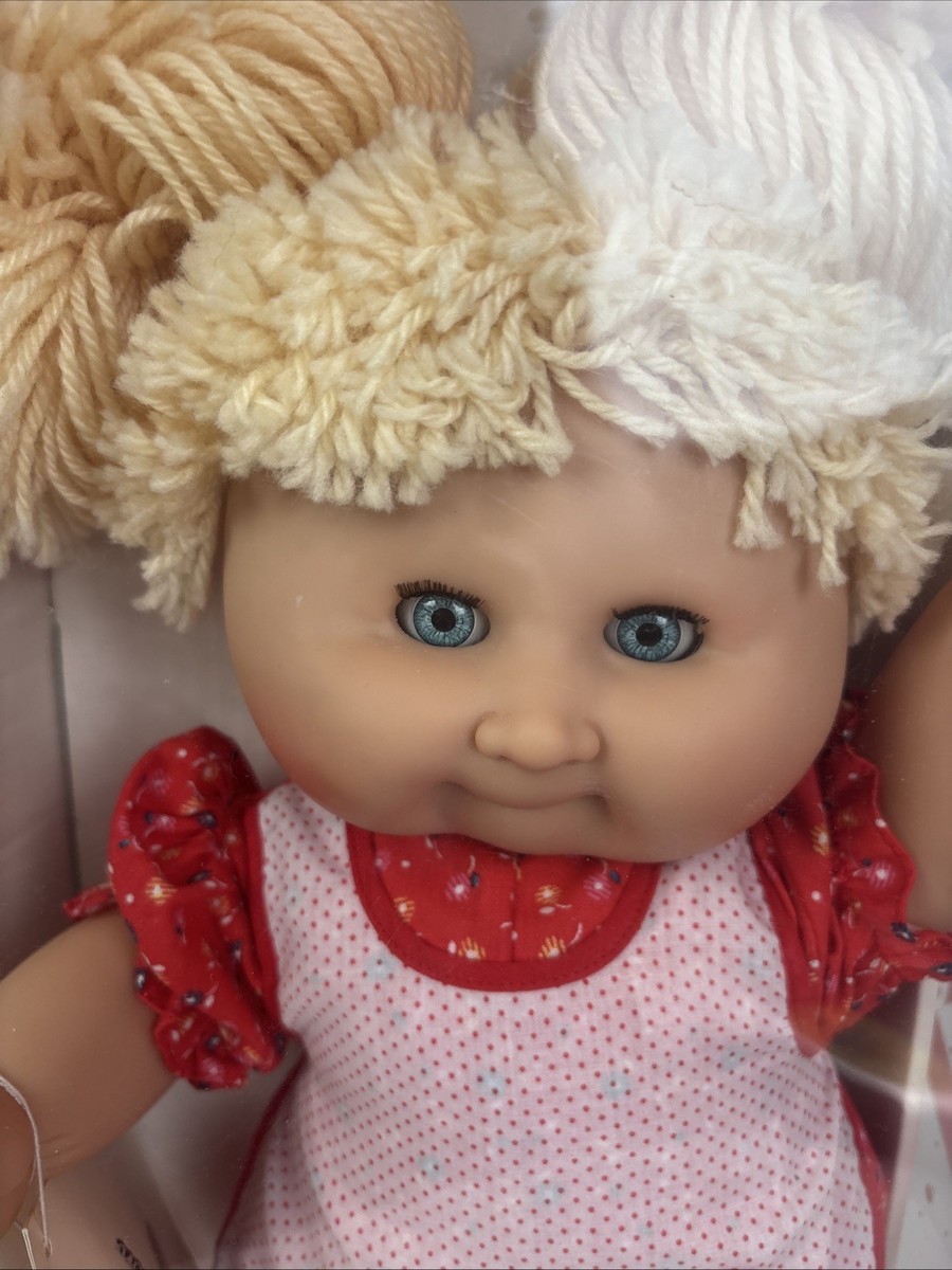 Vintage Zapf Creations Girl Baby Doll Tolpatsch 18