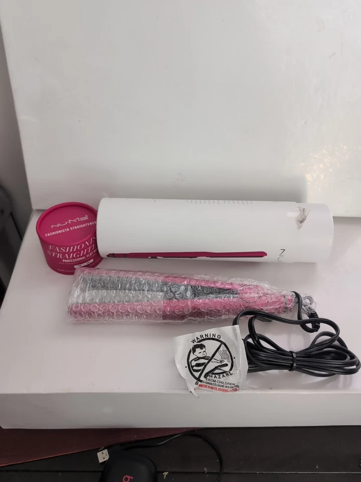 Nume Fashionista Straightener Pink Tourmaline-Infused Ceramic Plates - Image 4 of 4