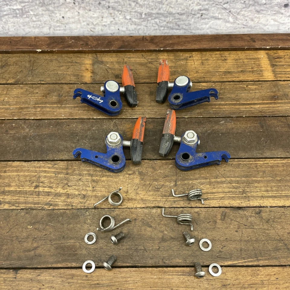 Juego de pinzas de freno vintage Spooky Cycles CX azul voladizo delantero trasero 2 pares años 90 Foto 3 de 4