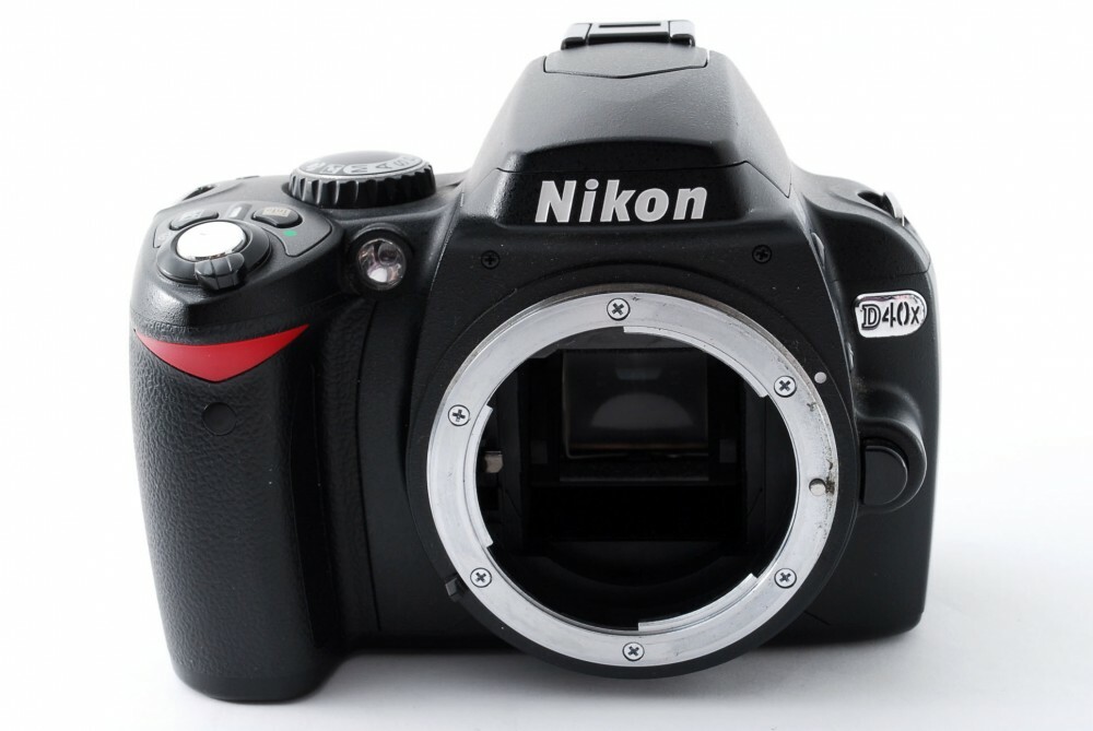 Nikon D40 6.1MP 18-55mm Lens Kit Black [Exc+++] w/8GB SD