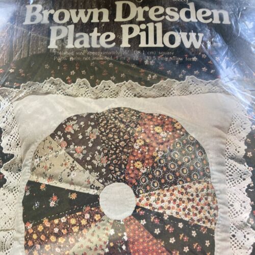 Quilt Pillow Kit DRESDEN PLATE Brown Calico Vintage 15" Folk 70s Kitsch Cottage - Picture 2 of 7