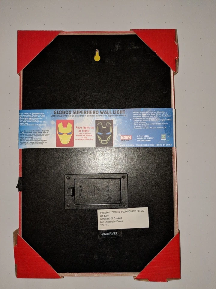 Luz de pared Superhéroe Globox - Hulk, Iron Man o Capitán América  Foto 2 de 4