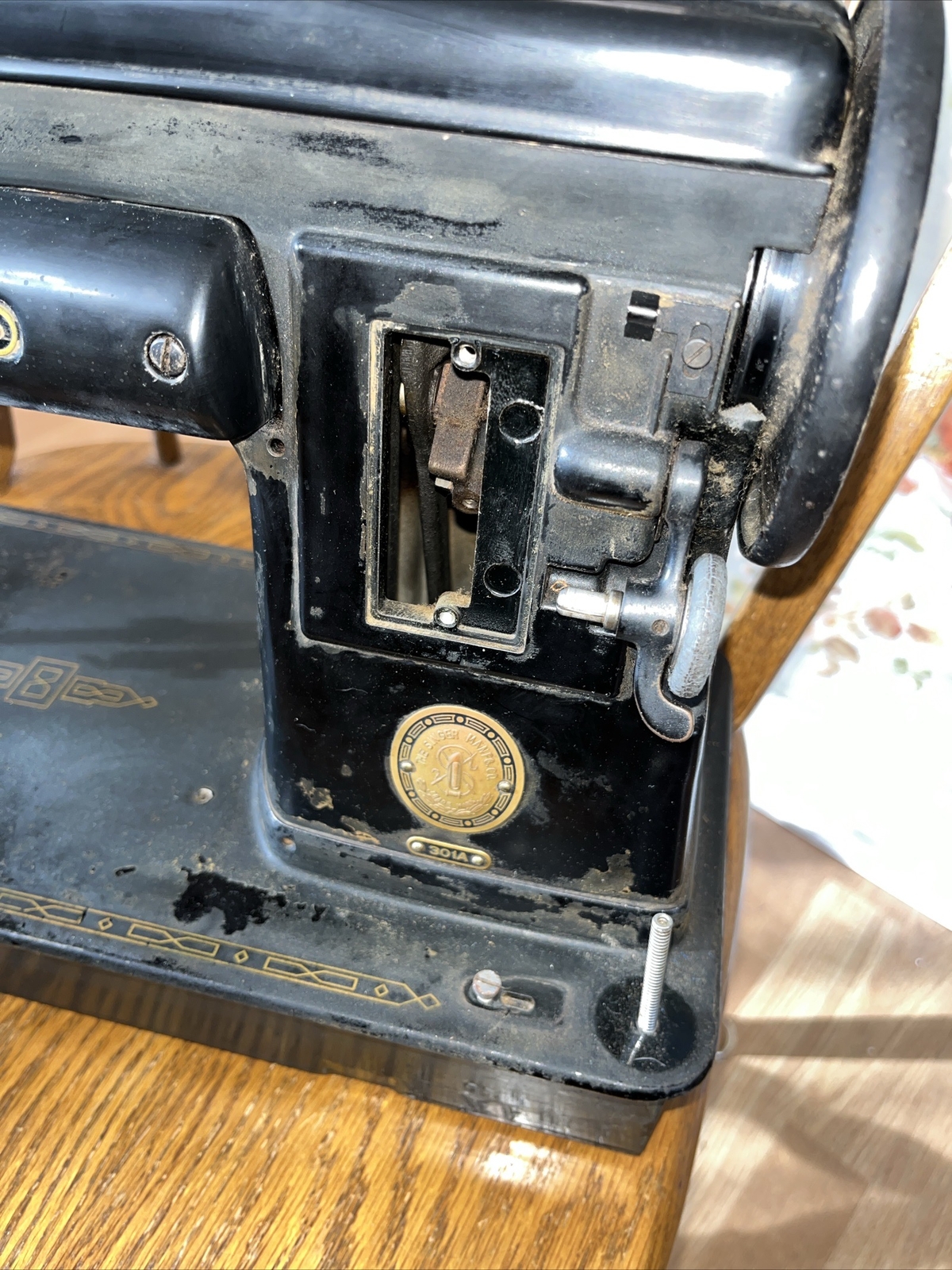 Vintage 301A Black Singer Sewing Machine Head Only Very Few Parts ASIS