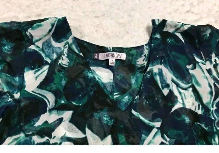 Jennifer Lopez Blouse Women's Medium Green White Angel Sleeve V-Neck Flowy - Image 2 of 4