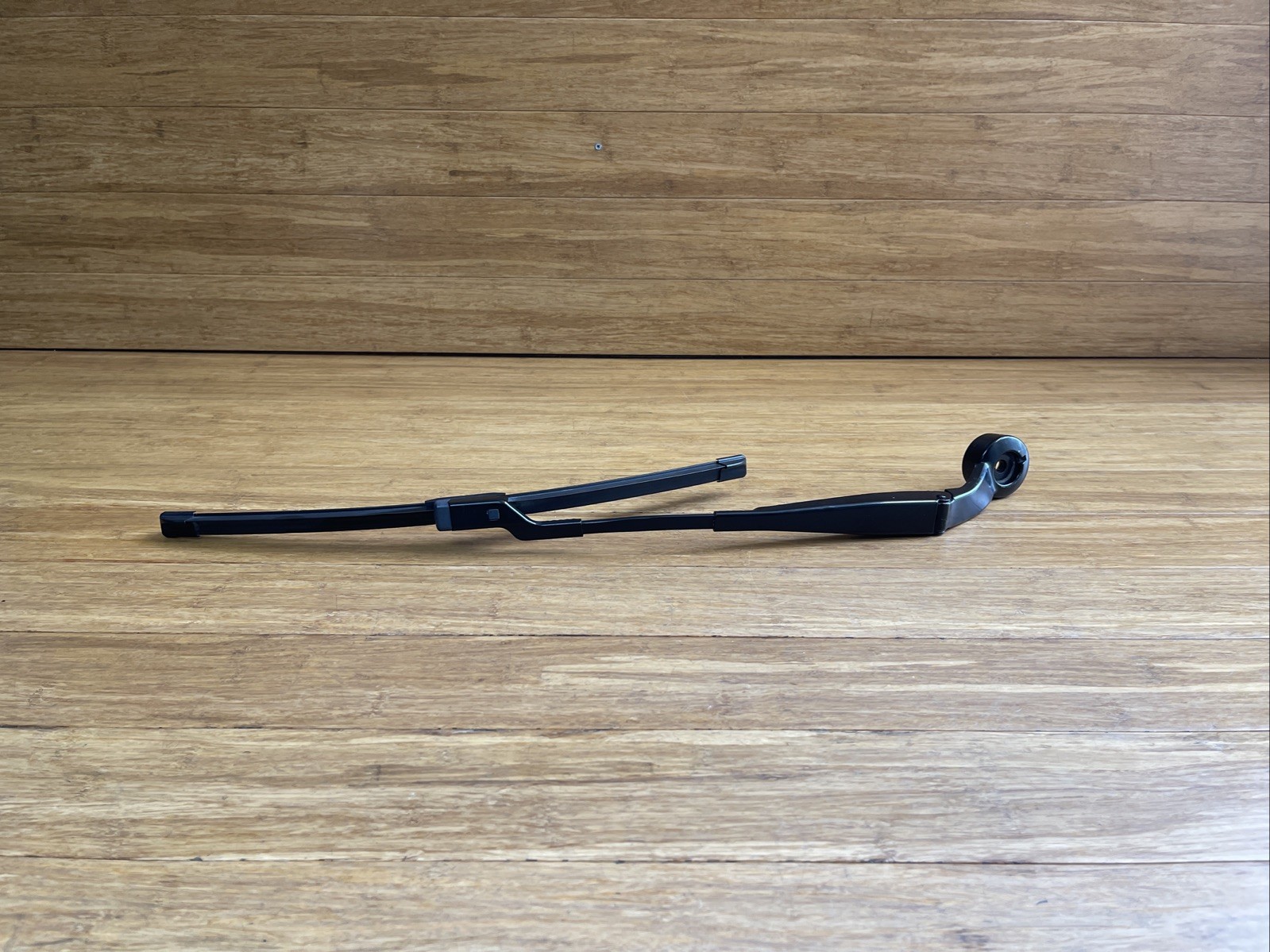 2018-2023 Audi R8 4S V10 PLUS Windshield Wiper Arm Front Left Driver Side OEM