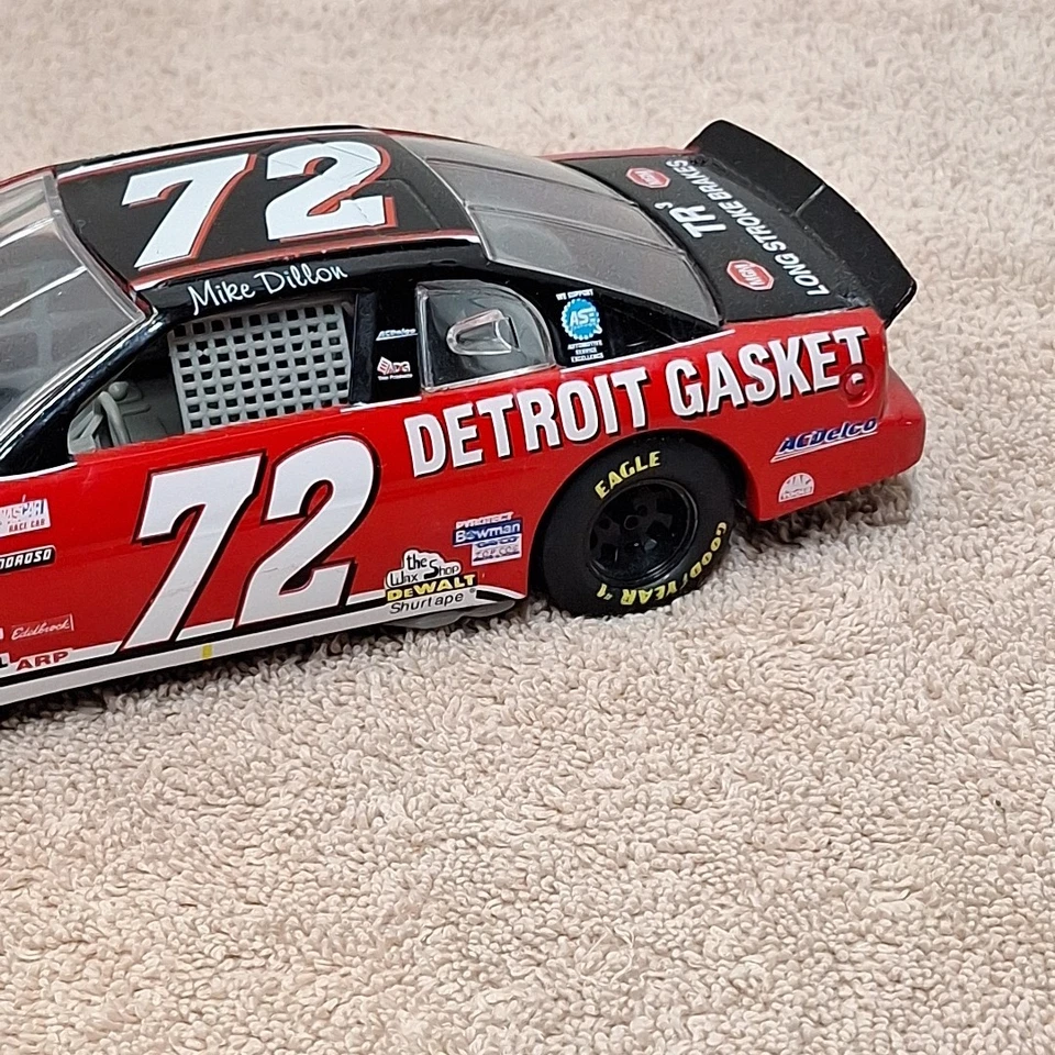 Mike Dillon Chevrolet 1995 Nascar 1/24 DieCast Racing Champions No Box - Image 3 of 4