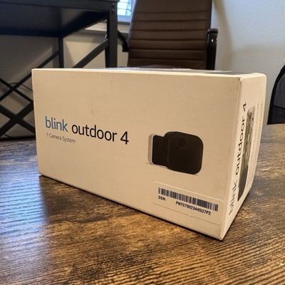 Blink  Outdoor 4 1-Camera Wireless with sync module upc 840268928780 brand new