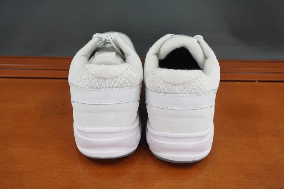 New Balance 411 鞋女式 11 D 码白色步行缓冲舒适运动鞋 — 第 4/4 张图片