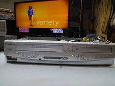 SYLVANIA DV220SL8 VCR RECORDER AND PLAYER WITHDVD Player