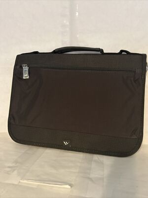 Brenthaven-Carrying Case. Tred Folio for 11'' Notebook. Item # 2824. Brand New