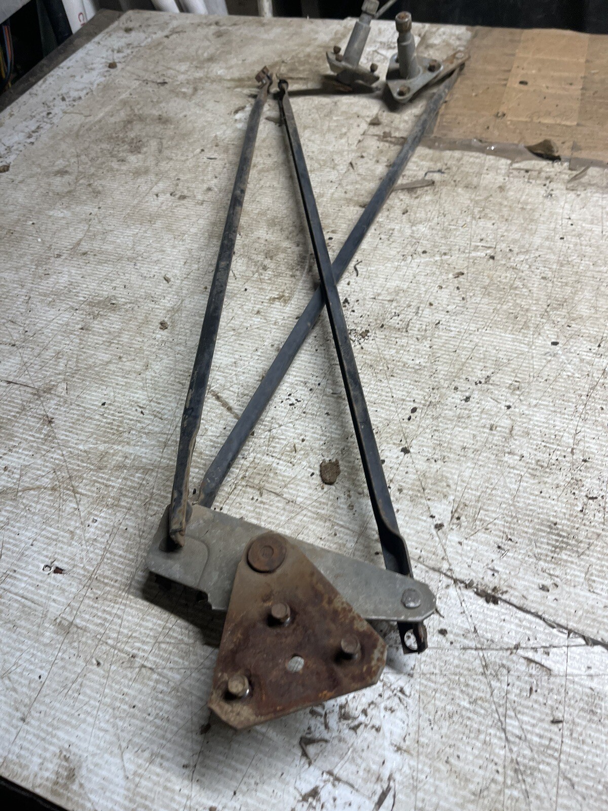 1966-1967  Oldsmobile Delmont 88 2-D, HT, Windshield Wiper Arms
