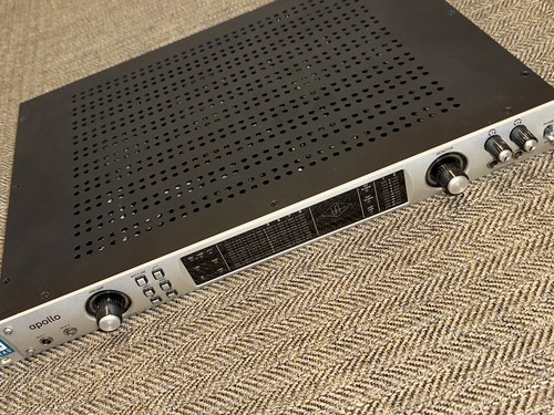 Universal Audio Apollo Quad Thunderbolt Audio Interface - Picture 2 of 10